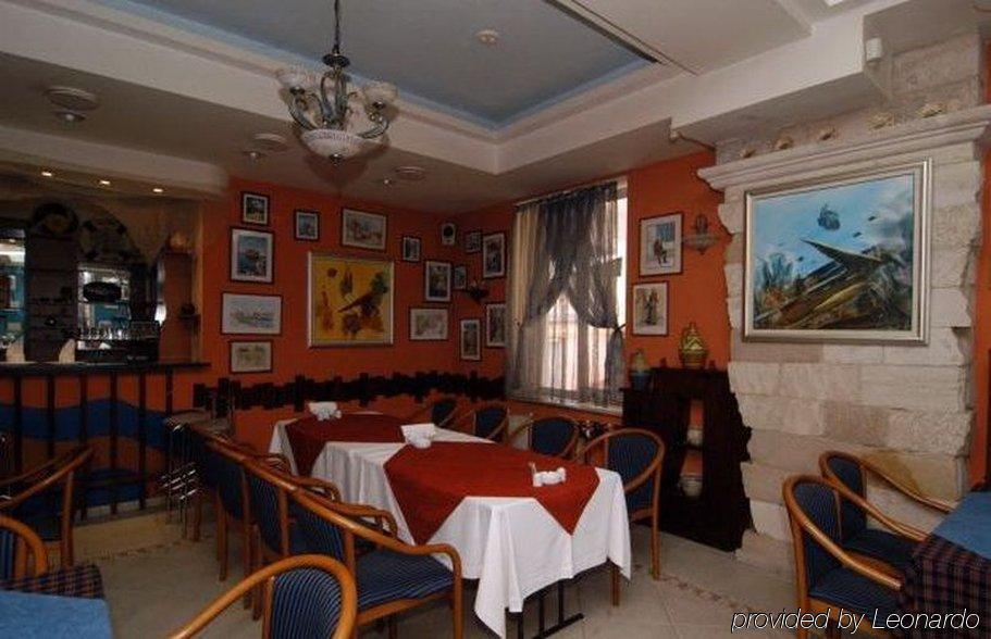 Mesogios Hotel Chisinau Restaurant foto